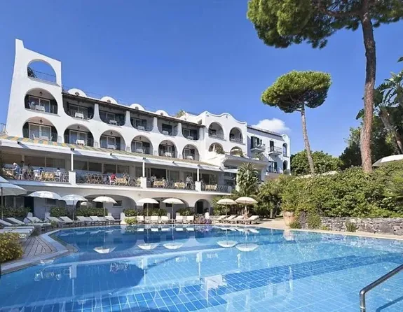 Hotel di lusso — Ischia e Capri