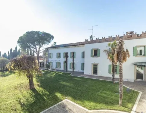 Villa padronale del Settecento — Verona